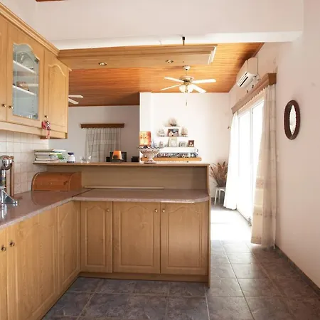 Sunrise Apartment *